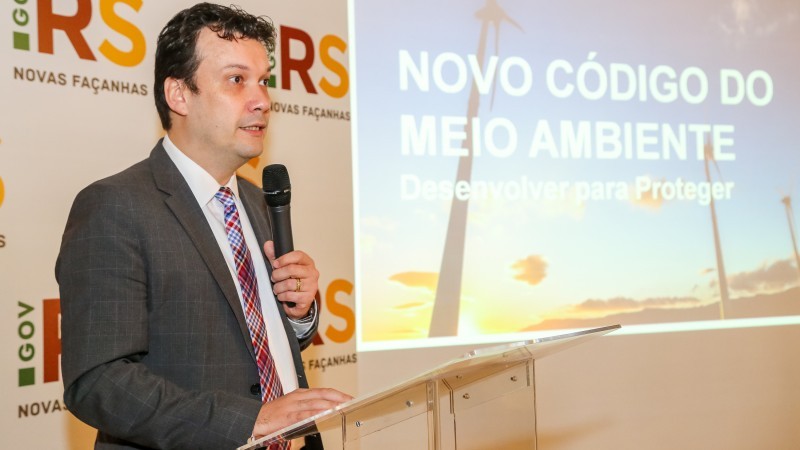 Para secretário Artur Lemos, o novo código acompanha as transformações da sociedade - Foto: Gustavo Mansur/ Palácio Piratini