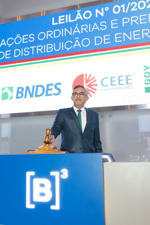 Secretário do Meio Ambiente e Infraestrutura, Luiz Henrique Viana celebrou o resultado do leilão