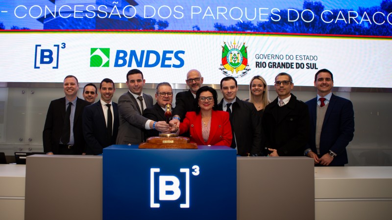 Três consórcios apresentaram lances no leilão realizado na B3, em São Paulo.