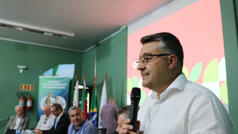 Camardelli falou sobre licenciamento ambiental, Mapa Hídrico e Monitor da Estiagem durante evento na Expodireto.