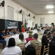 Secretária da Sema, Marjorie Kauffmann, e secretário de Assistência Social, Beto Fantinel, abriram o evento