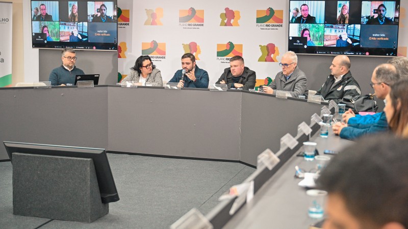 O vice-governador destacou que o tema discutido é central para a reconstrução do Estado a partir de ações planejadas
