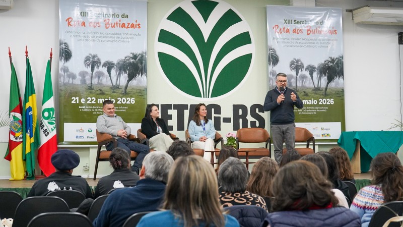 Secretario adjunto da Sema, Marcelo Camardelli, faloba sre a import&acirc;ncia da esp&eacute;cie nativa durante abertura do Semin&aacute;rio.